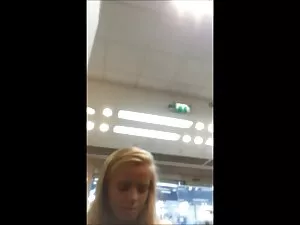 Brutal fisting und F ...